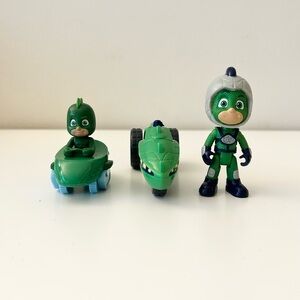 PJ MASKS Kids Toy Gecko Vehicle & Action Figure